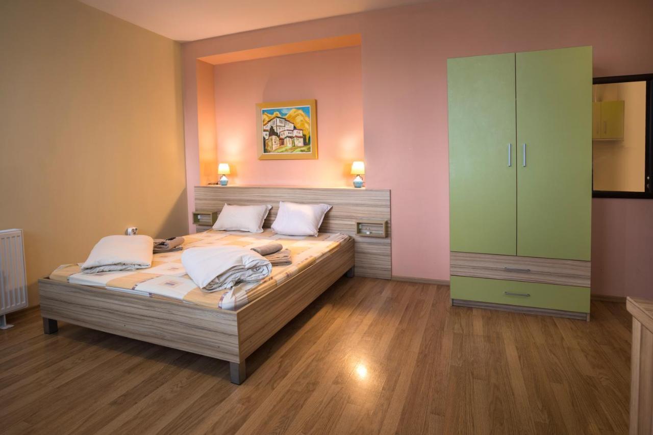 Hanovete Hotel Pliska Luaran gambar