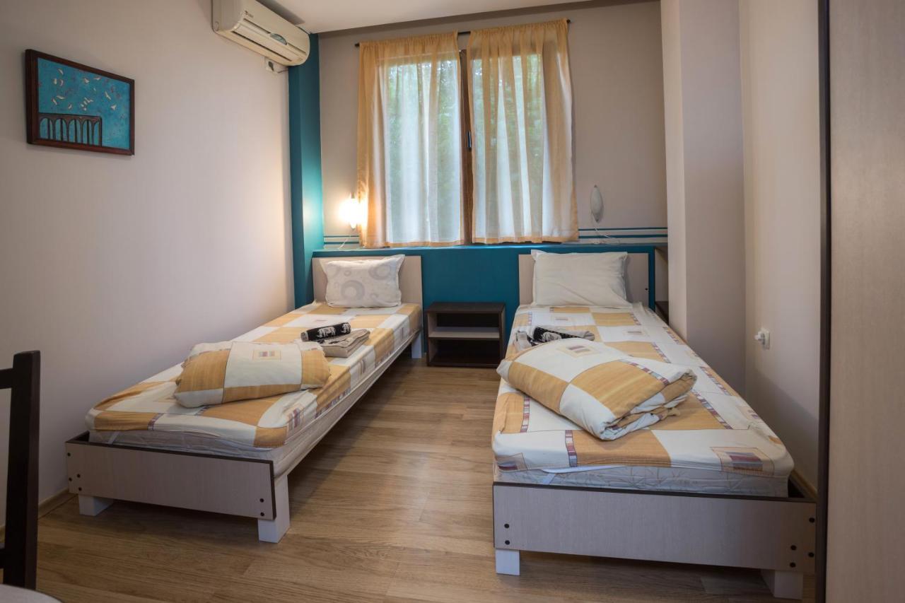 Hanovete Hotel Pliska Luaran gambar