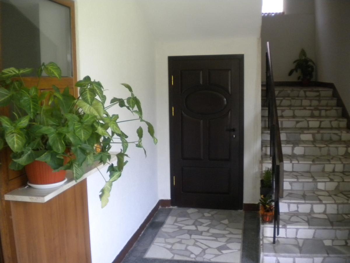Hanovete Hotel Pliska Luaran gambar