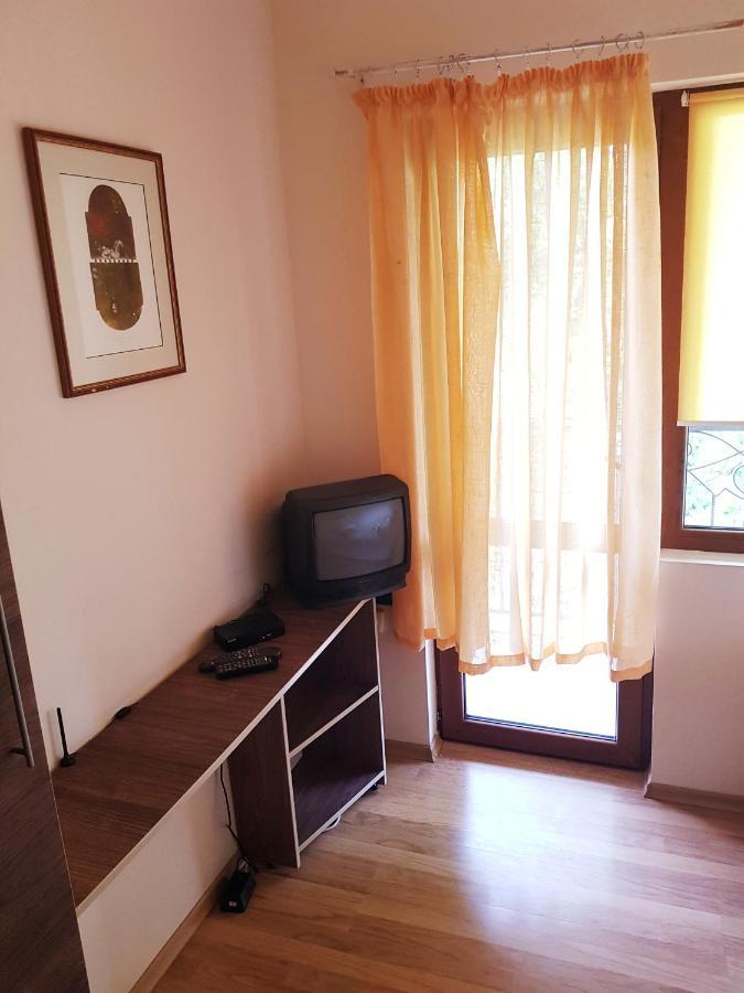 Hanovete Hotel Pliska Luaran gambar